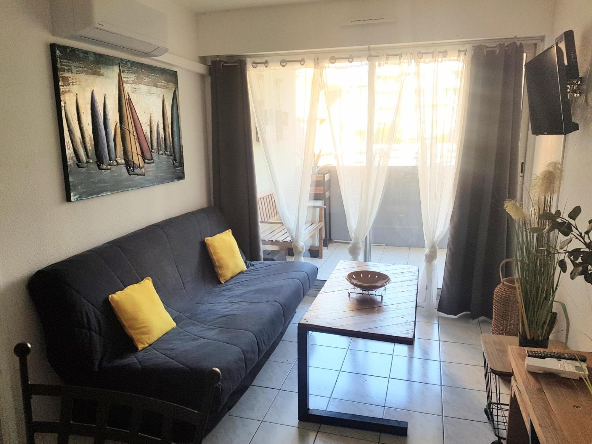 Le Venizio - Classe 2 Etoiles - T2 Climatise, Avec Terrasse, Parking, Pret De Velos, 10 Minutes A Pied Gare Et Centre Ville Sete Luaran gambar