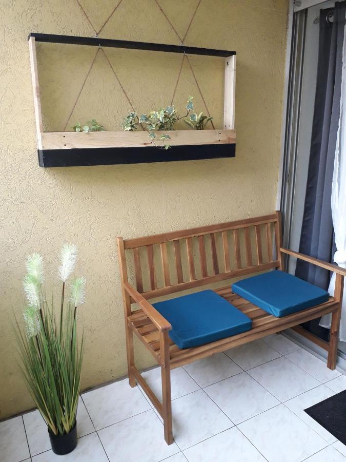 Le Venizio - Classe 2 Etoiles - T2 Climatise, Avec Terrasse, Parking, Pret De Velos, 10 Minutes A Pied Gare Et Centre Ville Sete Luaran gambar